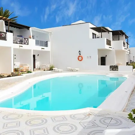 2 Bedrooms At 500 M Away From The With Shared Pool Garden And Wifi Tias